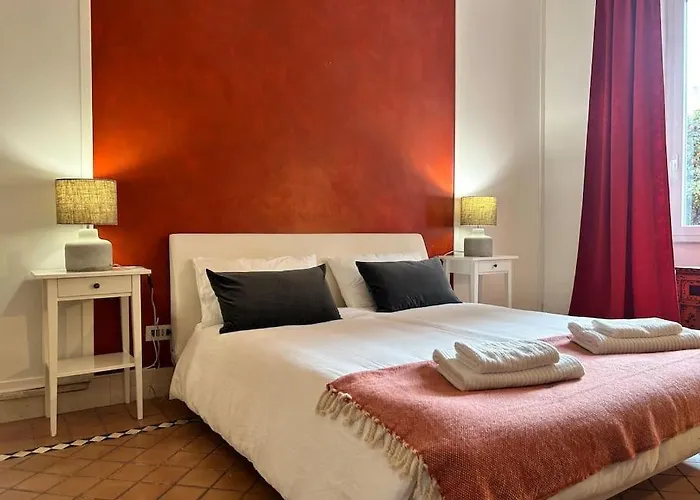 Elegant 3 Bedrooms Apartment Colosseum - San Giovanni