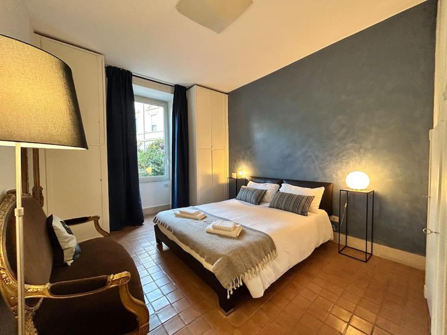 Elegant 3 Bedrooms Colosseum - San Giovanni Apartment Rom