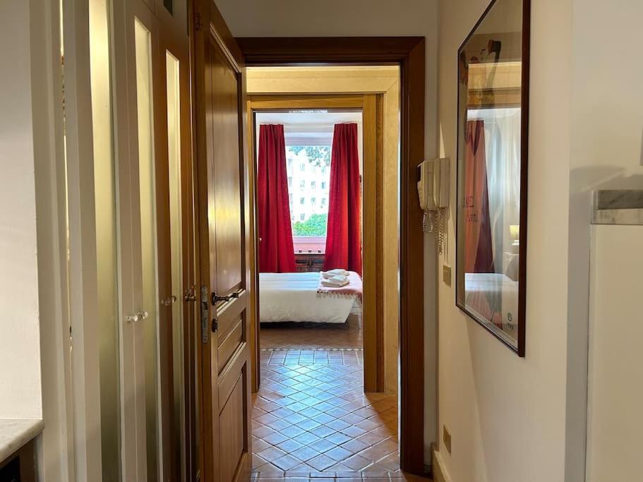 Elegant 3 Bedrooms Colosseum - San Giovanni