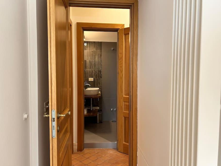 Elegant 3 Bedrooms Colosseum - San Giovanni Apartment