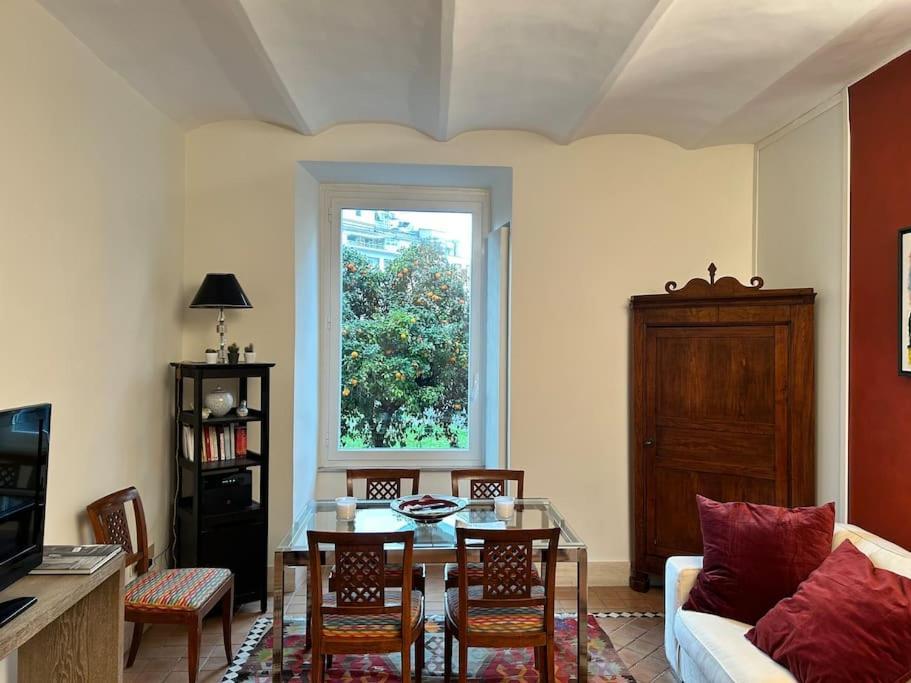 Elegant 3 Bedrooms Colosseum - San Giovanni Apartment Rom