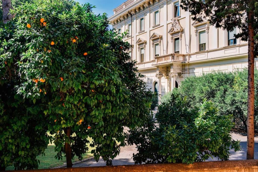 Apartment Elegant 3 Bedrooms Colosseum - San Giovanni Rom